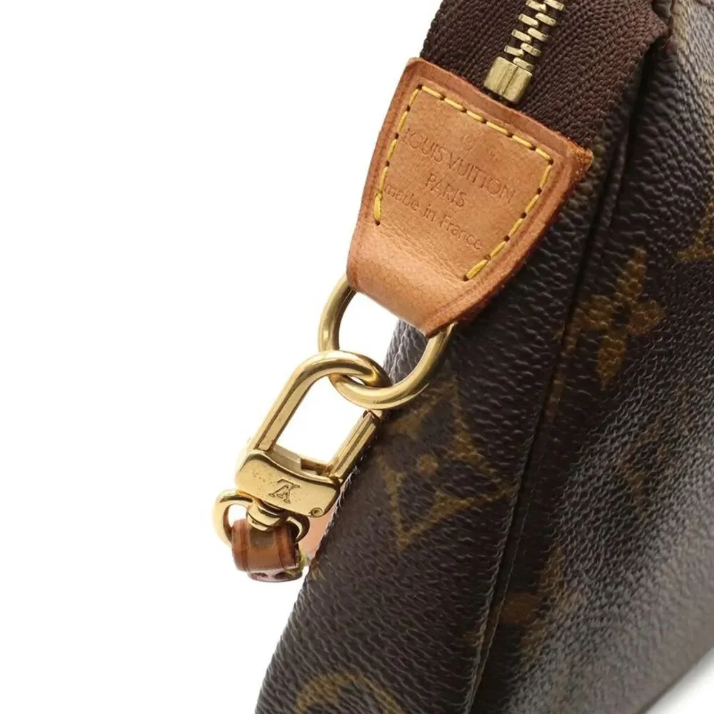 Louis Vuitton Monogram Accessory Pouch